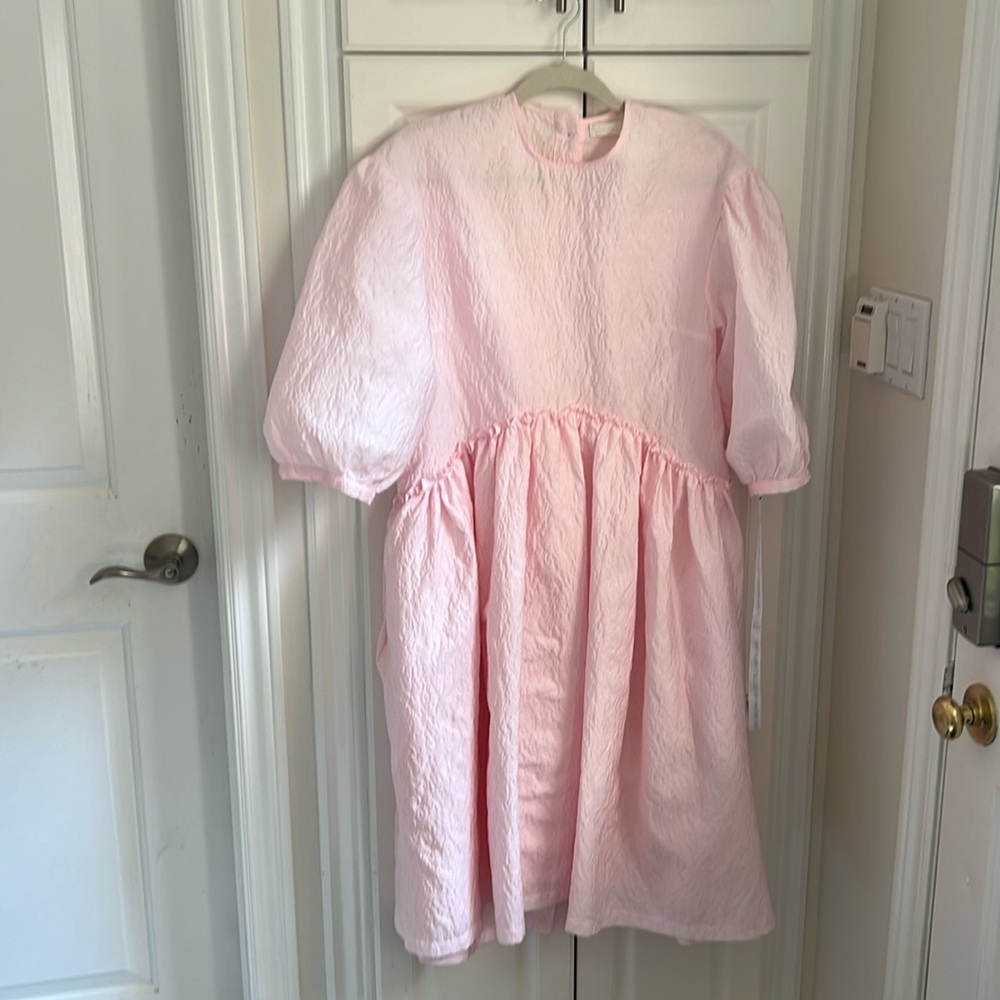Stunning Vita Grace light pink dress